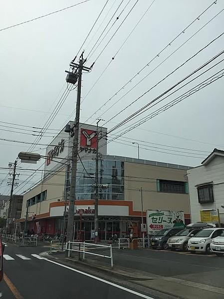 【周辺】ヤマナカ松原店食品スーパーマーケット営業時間　9:30～21:50 徒歩 約6分（約450m）
