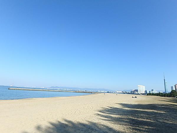 【周辺】すぐそばの愛宕浜海浜公園。散歩・ジョギングコースもあります。海を望む眺望は絶景です。