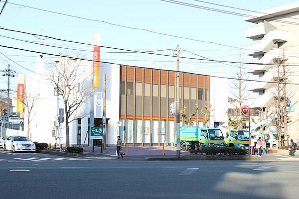 【周辺】西日本シティ銀行　本城支店（284m）