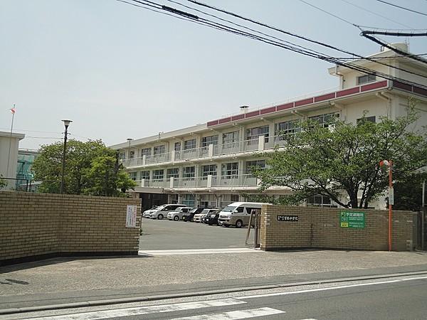 【周辺】北九州市立曽根中学校（506m）