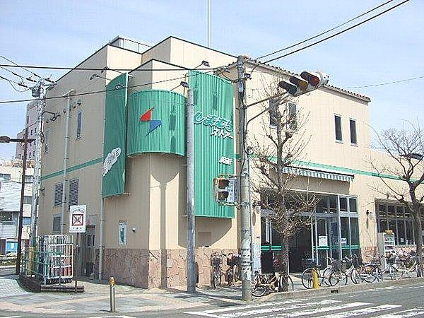 【周辺】スーパーしまむらストアー駅前店まで712ｍ