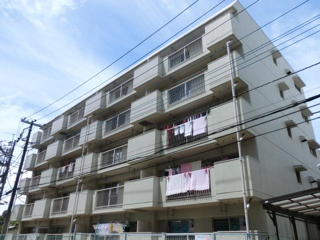 【外観】5階建ての鉄筋コンクリートマンション