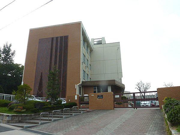 【周辺】名古屋市立植田中学校まで1360m