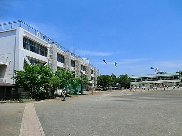 【周辺】日野市立日野第三小学校まで522m