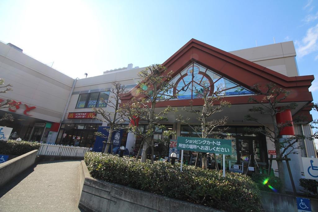 【周辺】メラードが近い。関西スーパーもあります。