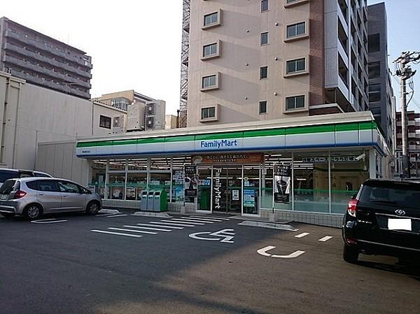 【周辺】ファミリーマート博多東住吉店まで267m