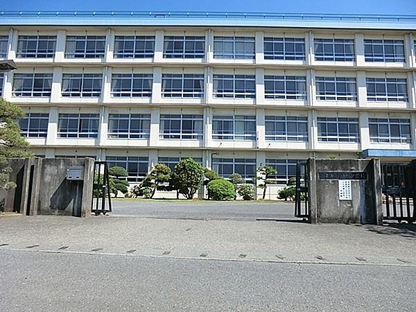 【周辺】平塚市立神田中学校まで2559m