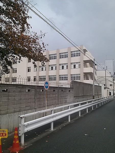 【周辺】大阪市立長池小学校まで615m