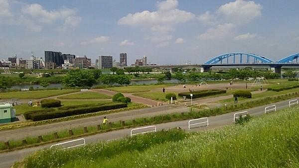 【周辺】多摩川丸子橋緑地まで441m