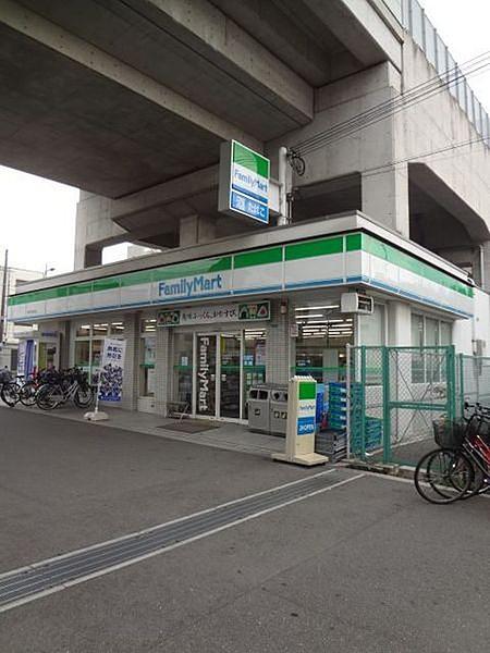 【周辺】ファミリーマート南田辺駅前店まで201m