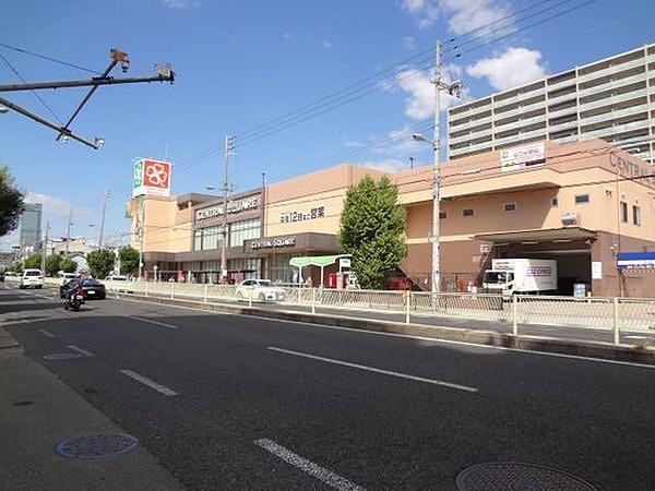 【周辺】ライフセントラルスクエア北畠店まで306m