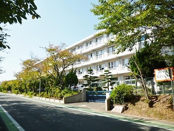 【周辺】磐田第一中学校まで1100m