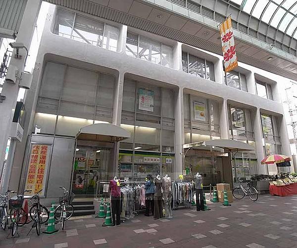 【周辺】三井住友銀行 伏見支店まで841m 大手筋商店街内 雨に打たれません