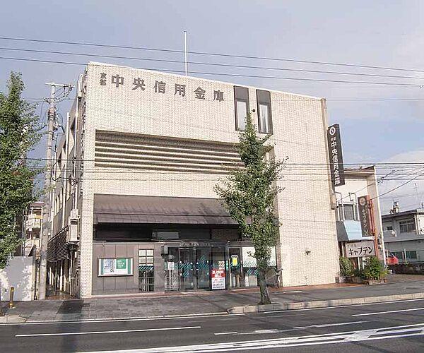 【周辺】京都中央信用金庫 竹田支店まで107m 国道24号線沿いです。竹田駅が最寄となります。