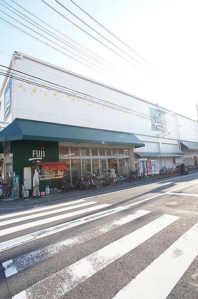 【周辺】Fuji羽田店（344m）