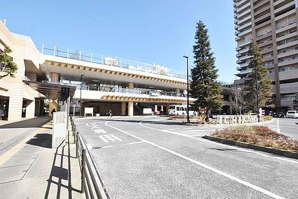 【周辺】市川駅(JR 総武本線) 徒歩11分。 880m