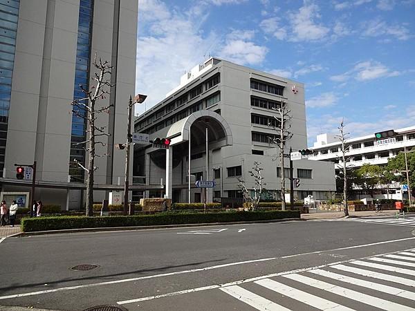 【周辺】県庁前、高松赤十字病院あたり　距離６７０ｍ　徒歩９分