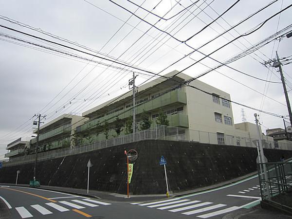 【周辺】横浜市立美しが丘西小学校500ｍ