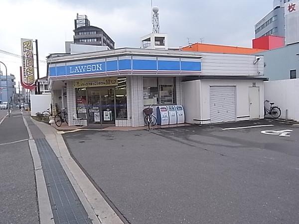 【周辺】【コンビニエンスストア】ローソン 四條畷岡山東二丁目店まで175ｍ