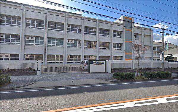 【周辺】名古屋市立千種台中学校（1156m）