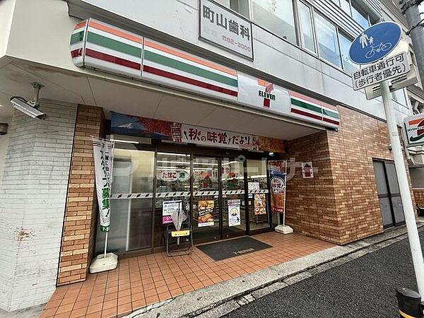 【周辺】セブンイレブン北松戸駅東口店 徒歩1分。 40m