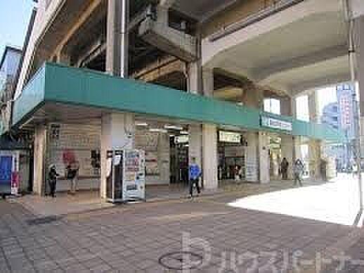 【周辺】新松戸駅(JR 武蔵野線) 徒歩6分。 460m