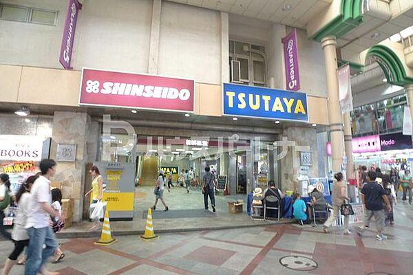 【周辺】TSUTAYA 柏駅前店 徒歩6分。 440m