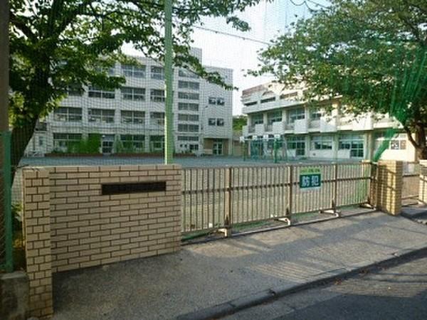【周辺】横浜市立師岡小学校（1108m）