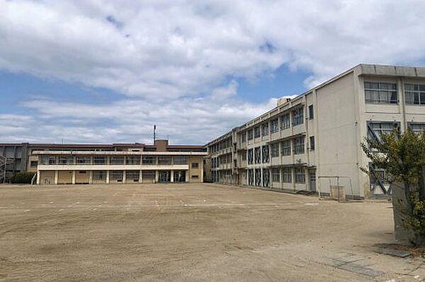 【周辺】【中学校】岸和田市立光陽中学校まで1000ｍ