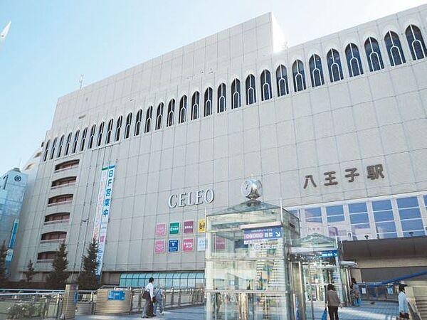 【周辺】ショッピング施設「京王百貨店セレオ八王子店まで724m」