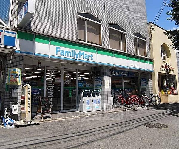 【周辺】ファミリーマート堀口京都八条口店まで116m