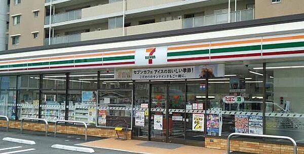 【周辺】セブンイレブン横浜鶴見中央5丁目店 徒歩2分。 160m