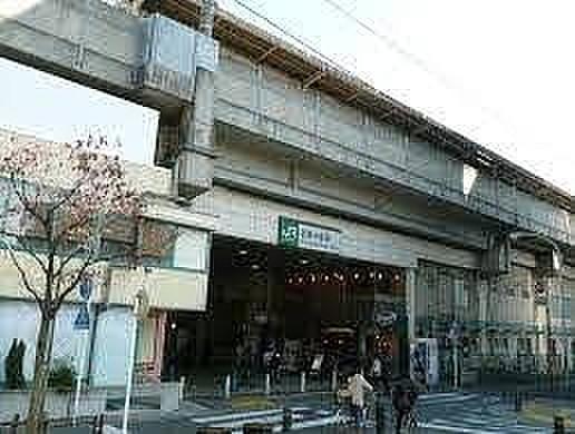 【周辺】武蔵中原駅(JR 南武線) 徒歩13分。 1090m