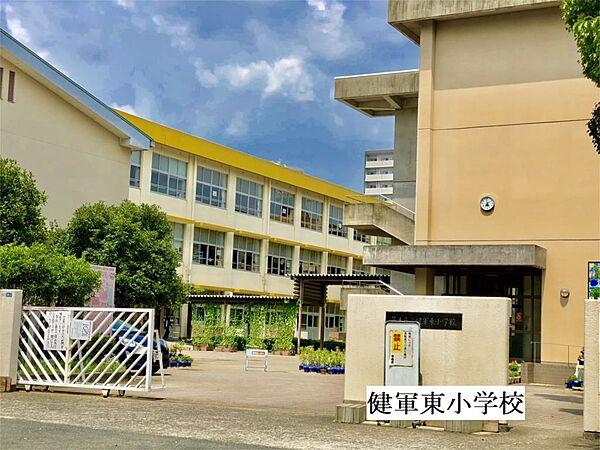 【周辺】熊本市立健軍東小学校（283m）