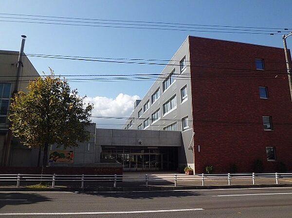 【周辺】札幌市立円山小学校まで364m
