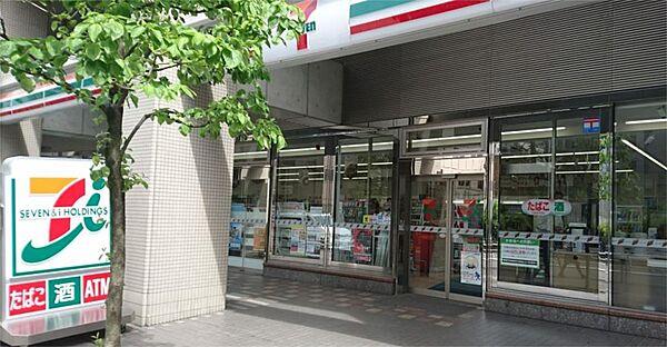 【周辺】セブンイレブン 横浜鶴屋町2丁目店（219m）