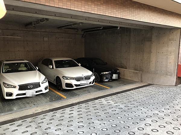 【駐車場】駐車場があります。