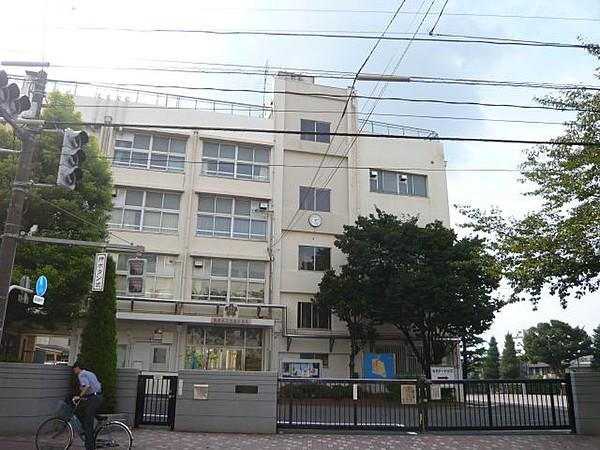 【周辺】区立大泉中学校