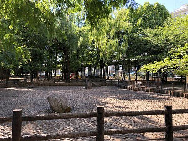 【周辺】【公園】高島平緑地公園まで517ｍ