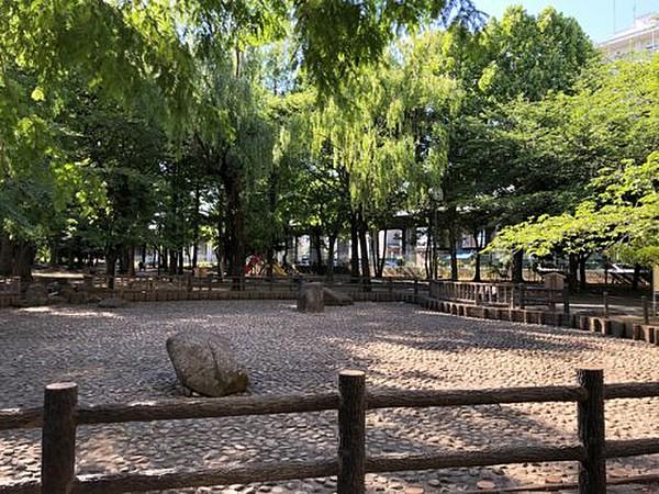【周辺】【公園】高島平緑地公園まで346ｍ