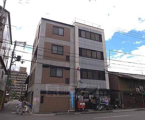 【周辺】京都知恩院前郵便局まで68m 東山駅から200メートルほどです。