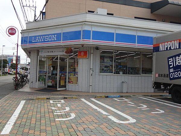 【周辺】ローソン 福岡若宮五丁目店（686m）