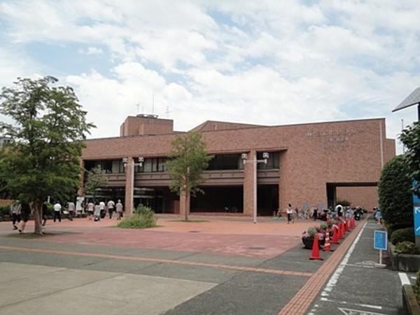【周辺】麻生図書館 1040m