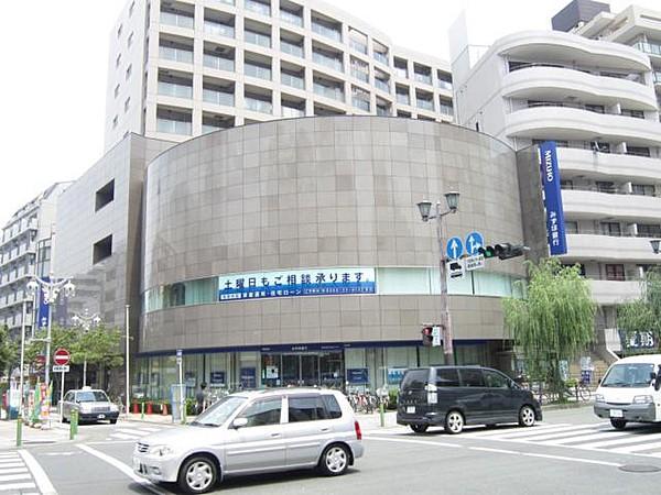 【周辺】みずほ銀行 794m