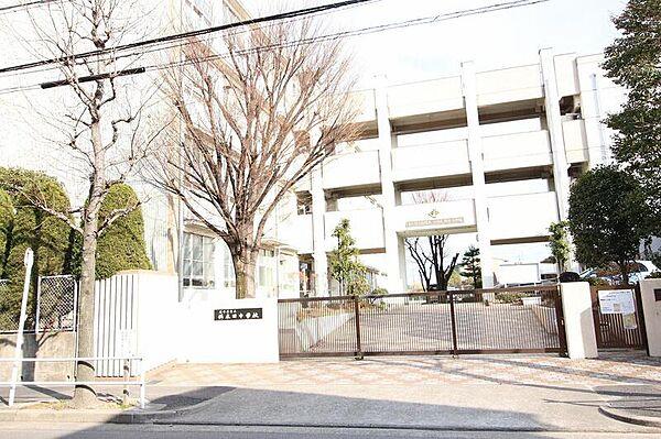 【周辺】名古屋市立供米田中学校 42m