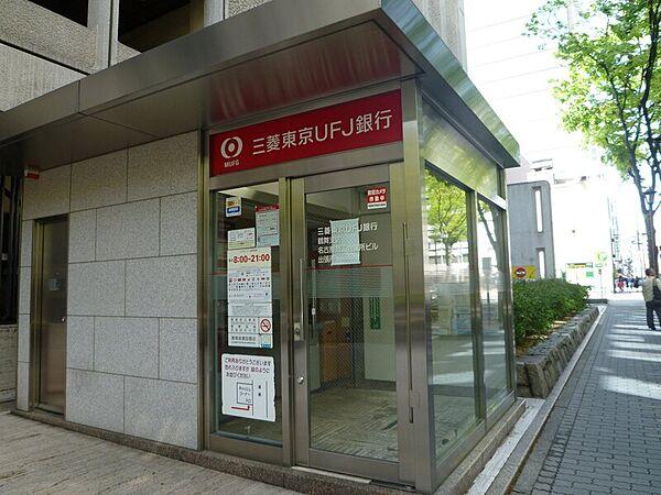 【周辺】三菱UFJ銀行鶴舞支店 369m