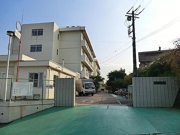 【周辺】小学校 450m 横浜市立平戸小学校