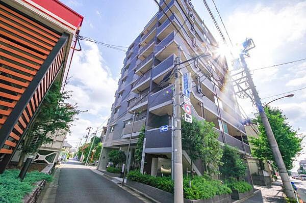 【外観】武蔵関駅徒歩9分、コンビニ・スーパー近くで生活しやすい環境です。