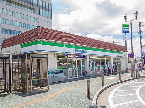 【周辺】ファミリーマート 東飯能駅西口店（220m）