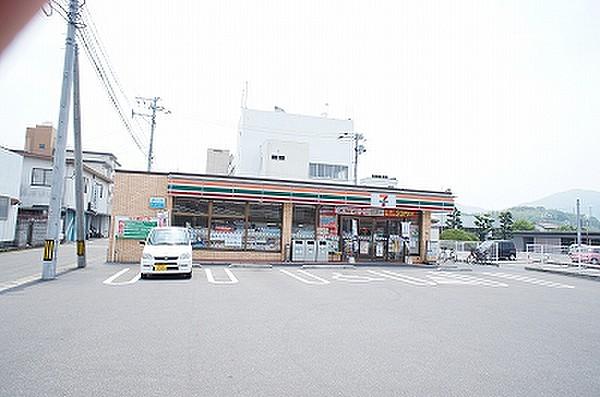 【周辺】セブンイレブン 宇美町役場前店（165m）